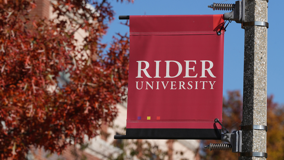 Rider banner