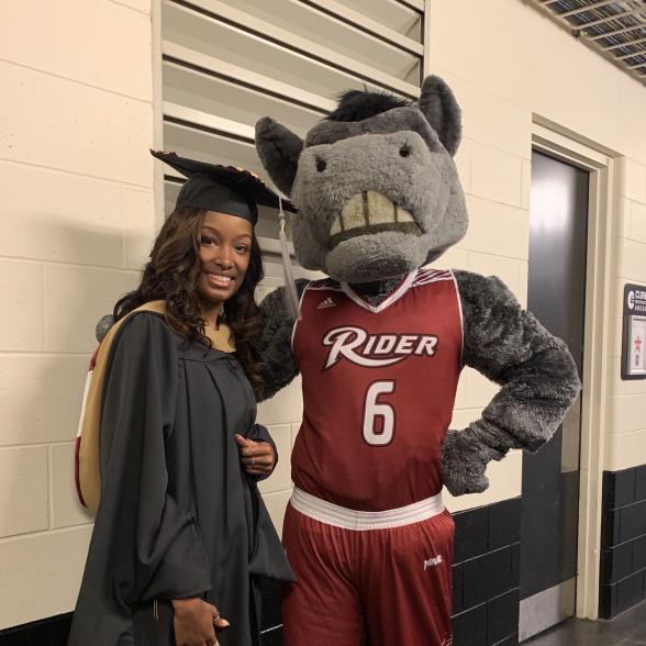 Photo of Tierra Dixon