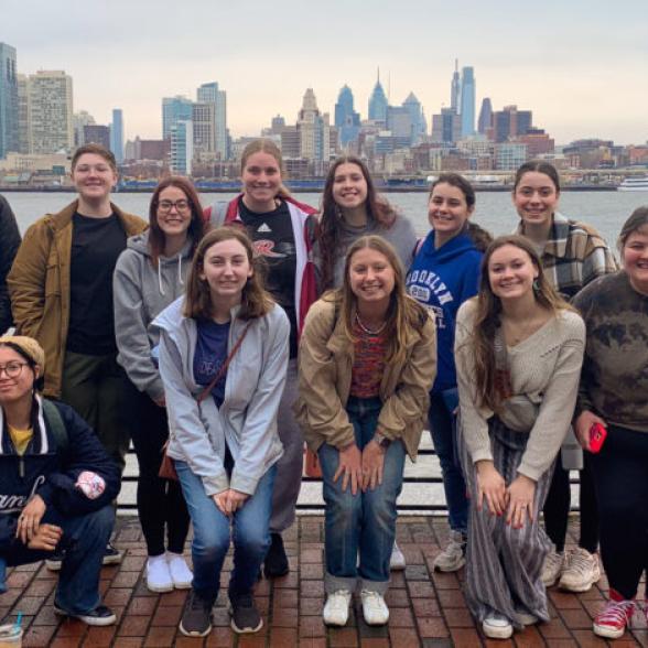 Rider students at Camden adventure aquarium courtesy of Michelle Pellegrino