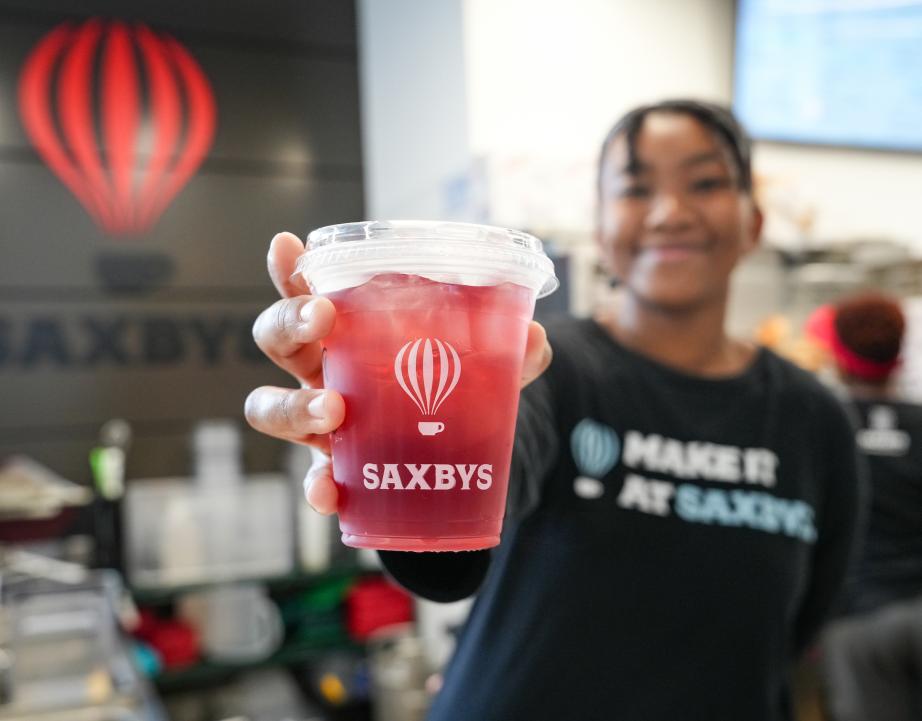 Rider student worker at Saxbys